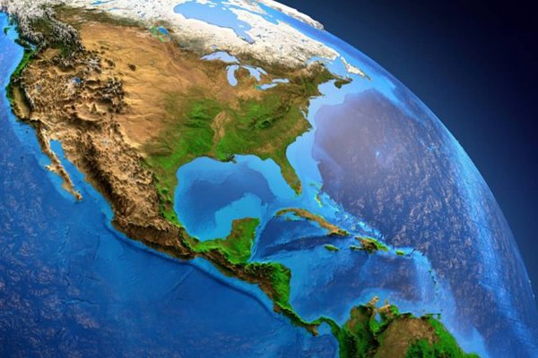 Северная и Южная Америка снимок из космоса