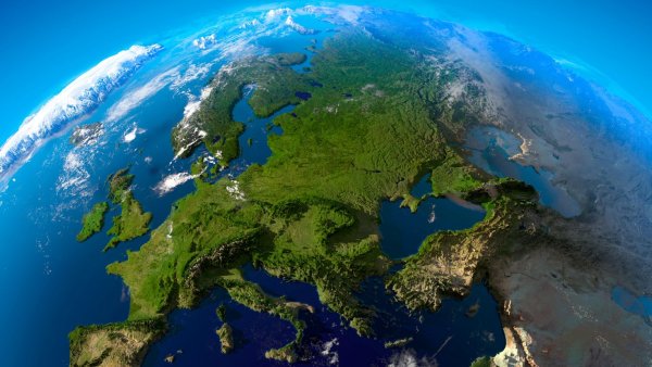 Спутниковый снимок Евразии