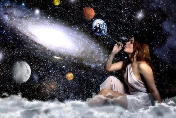 Женщина космос