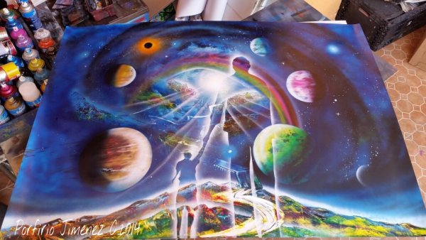 Рисование баллончиками на холсте