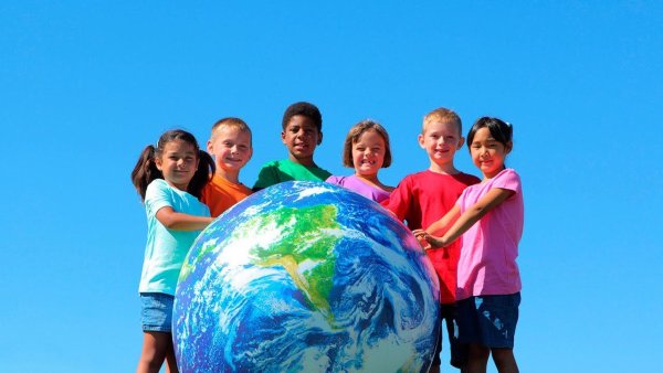 Земной шар для детей