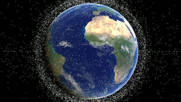 Земля из космоса со спутниками