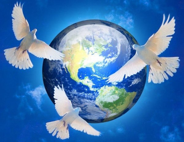 Чистое мирное небо над головой арт