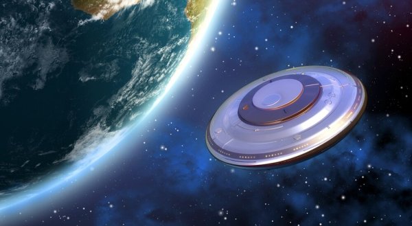 Тарелка «в космосе»