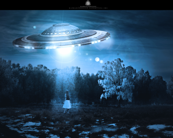 НЛО В космосе