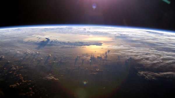 Фон для рабочего стола 1920х1080 HD земля