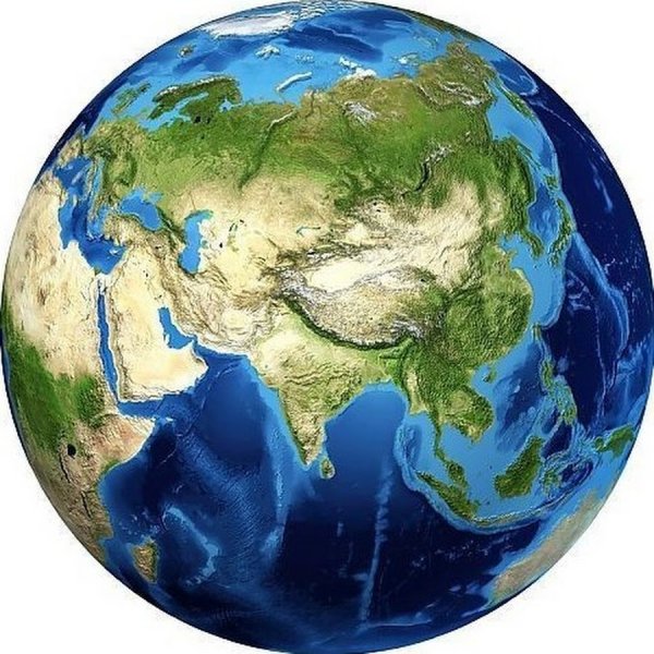 Земля с видом на Евразию