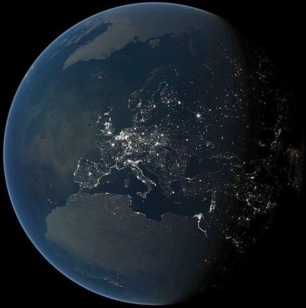 Планета земля ночью из космоса