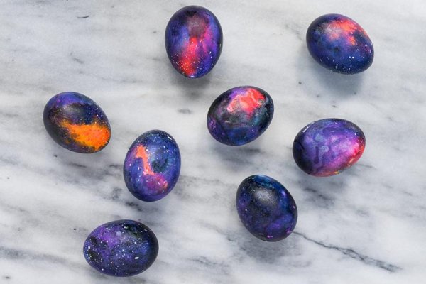 Крашеные яйца космос