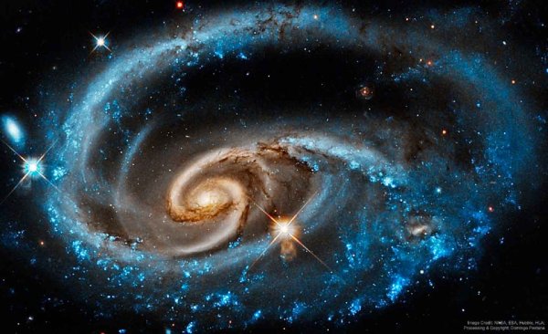 Галактики UGC 1810