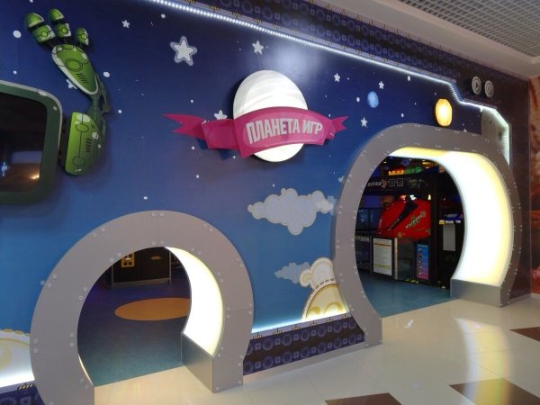 Вершина Плаза Планета игр