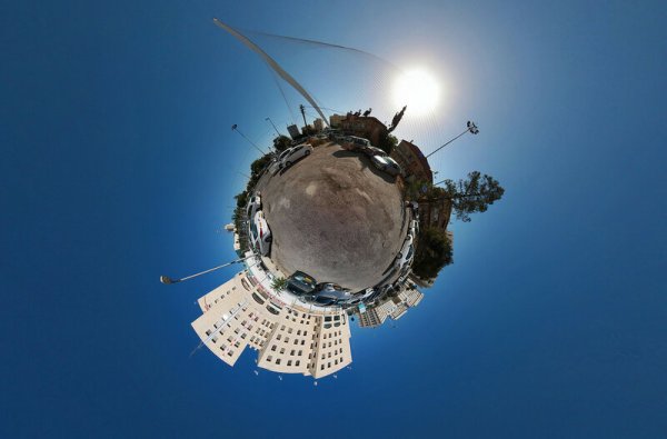 Самая маленькая Планета в мире