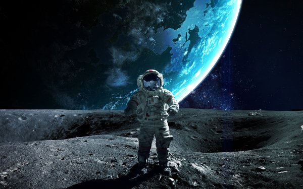 Планета земля и космонавт