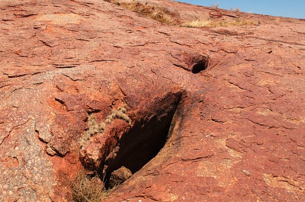 Пещера похожая на женскую