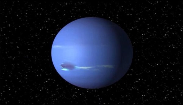 Нептун с лица Тритона Планета