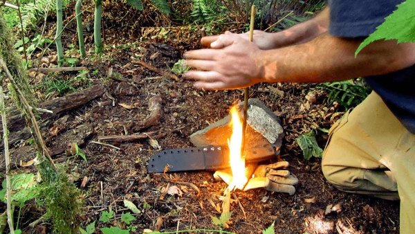 Разжечь огонь трением