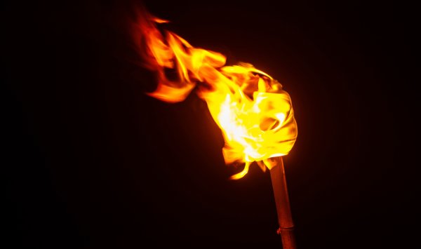 Красивый факел