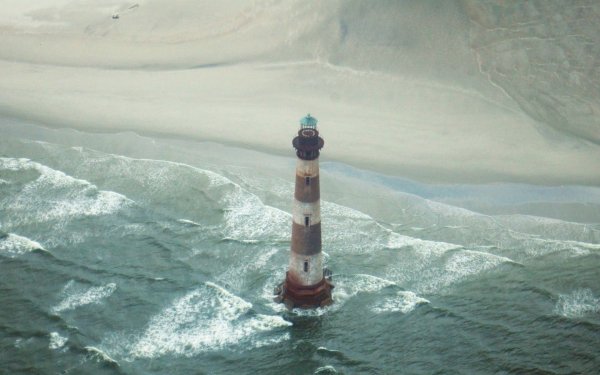 Маяк вид сверху