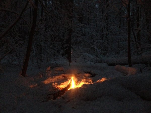 Костер зимой