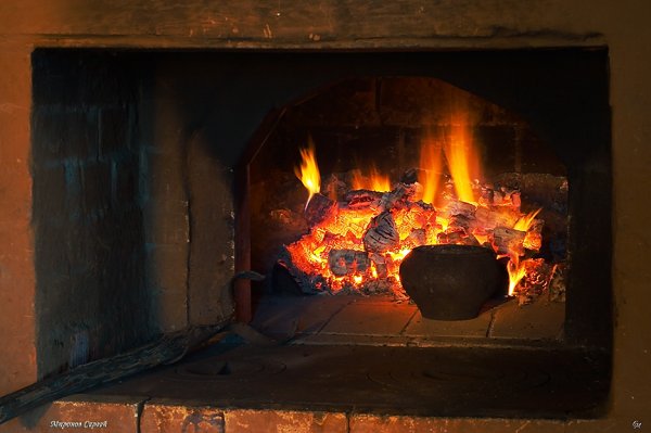 Уголь в печи