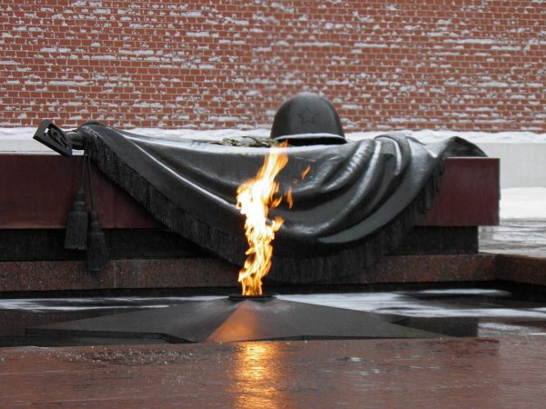 Новосибирск монумент славы могила неизвестного солдата