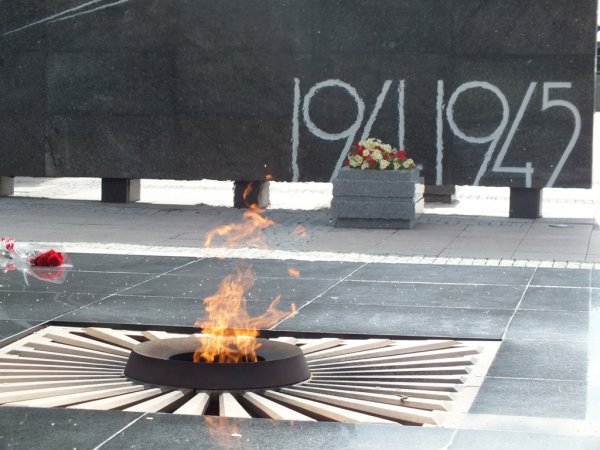 Вечный огонь Нижний Новгород Кремль