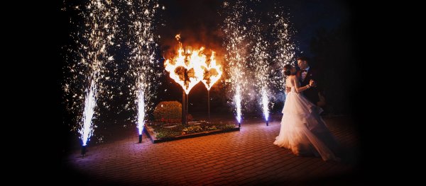 Бенгальские фонтаны на свадьбу
