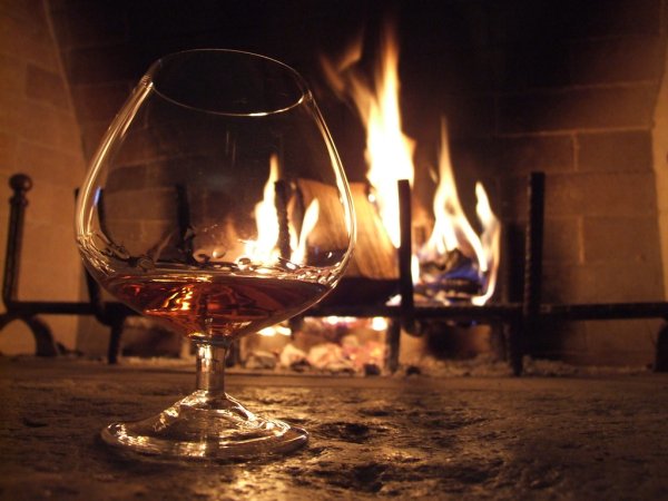 Камин виски