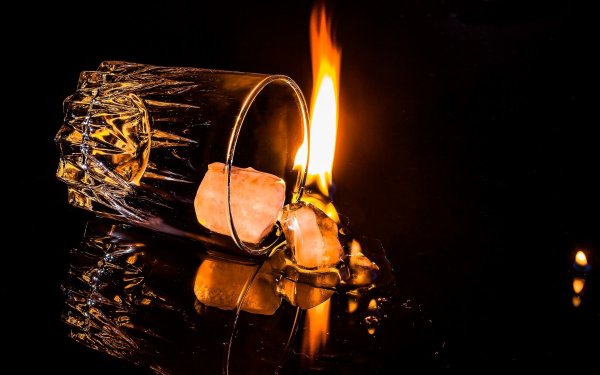 Стопка с огнем