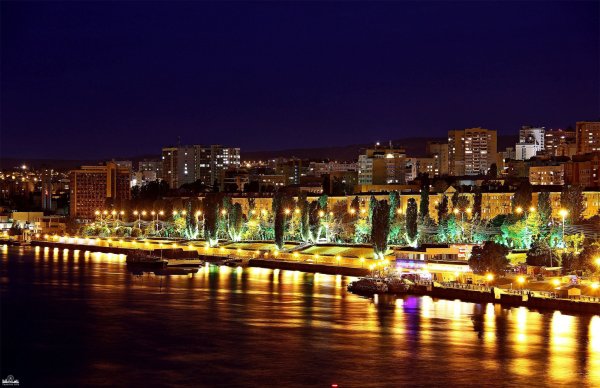 Набережная Саратов вечер