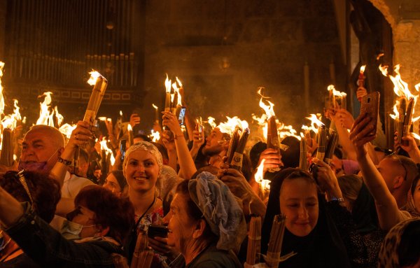 Схождение Благодатного огня в Иерусалиме