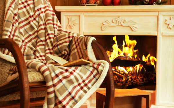 Уютный камин