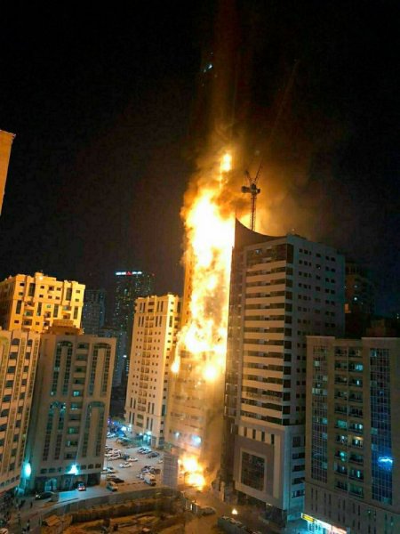 Пожар в Дубае небоскреб