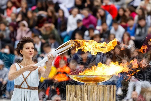 Олимпийский огонь зажжение олимпийского огня