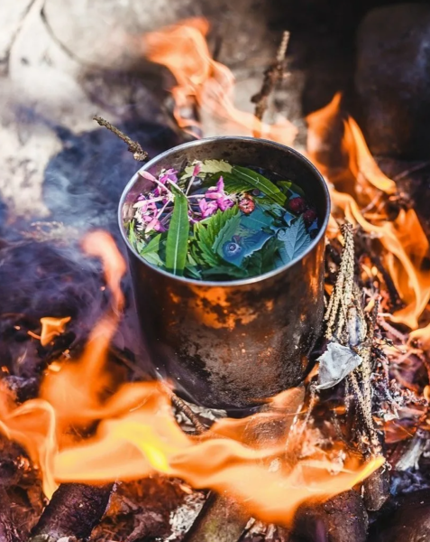 Чай в котелке