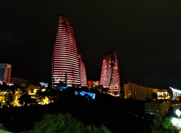 Огни Баку Азербайджан