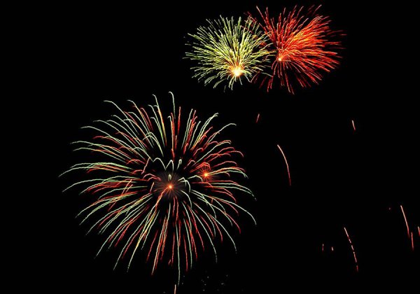 Слайд салют Победы