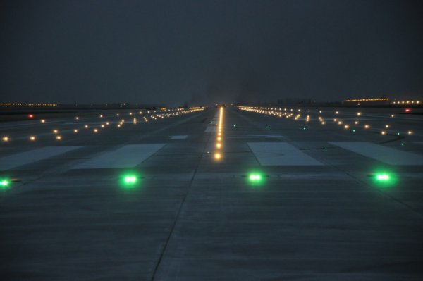 Огни рулежных дорожек