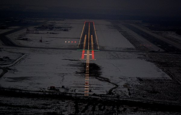 Светосигнальное оборудование аэродромов Оми