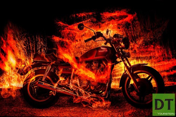 Пламя на мотоцикле