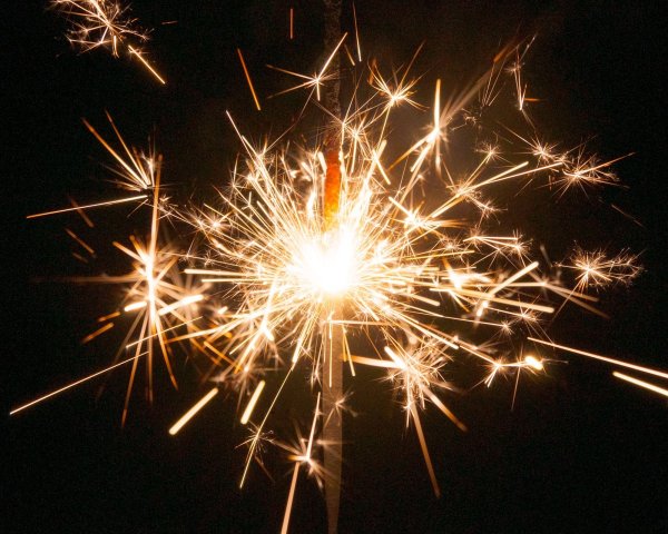 Горение бенгальских огней