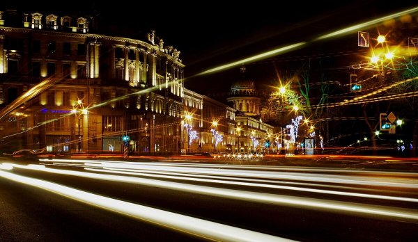 Ночная дорога в городе Питер