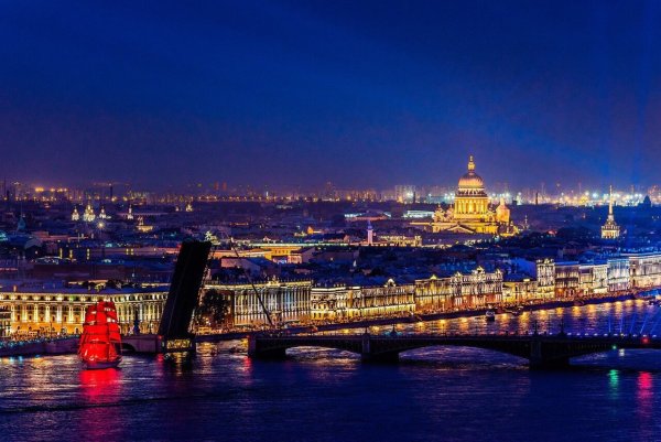 Ночные виды Санкт-Петербурга