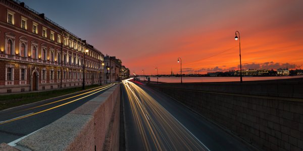 Фонарь Питер набережная Невы