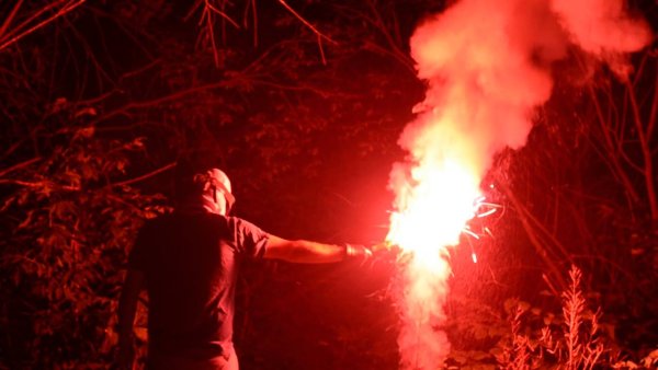 Сигнал бедствия Фальшфейер