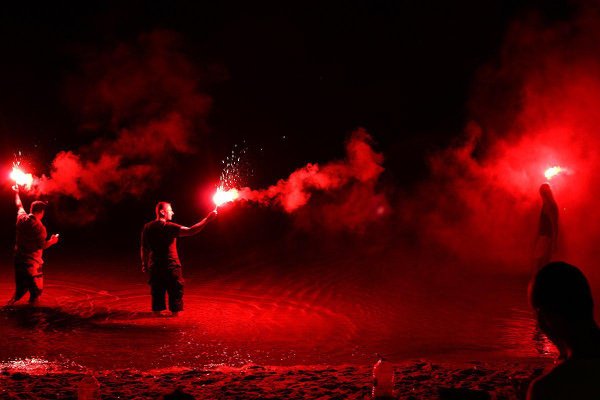 Фальшфейер: «огонь красный»