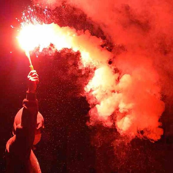 Сигнальный фаер дым