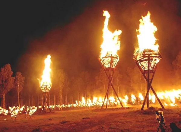 Сигнал бедствия костер