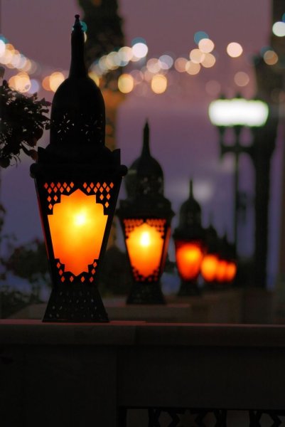 Вечер фонарь