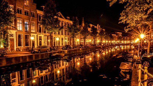 Красивый Вечерний город